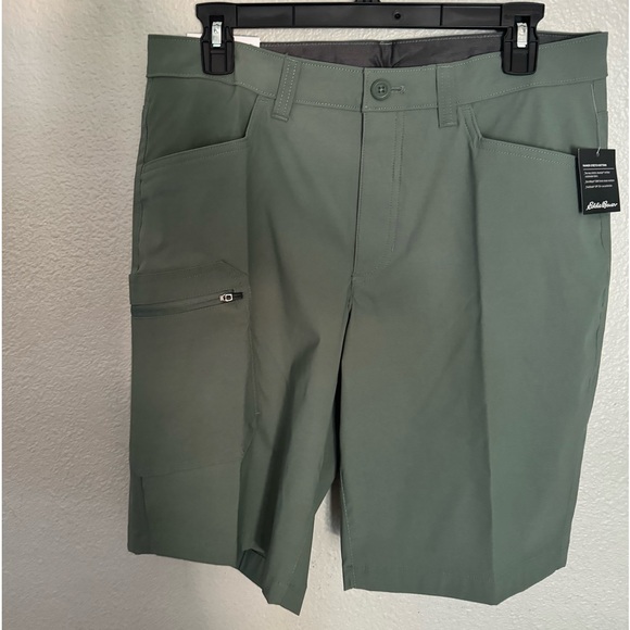 EDDIE BAUER Men's Rainier Shorts Active Fit Mineral Green Size 32 - Picture 4 of 10